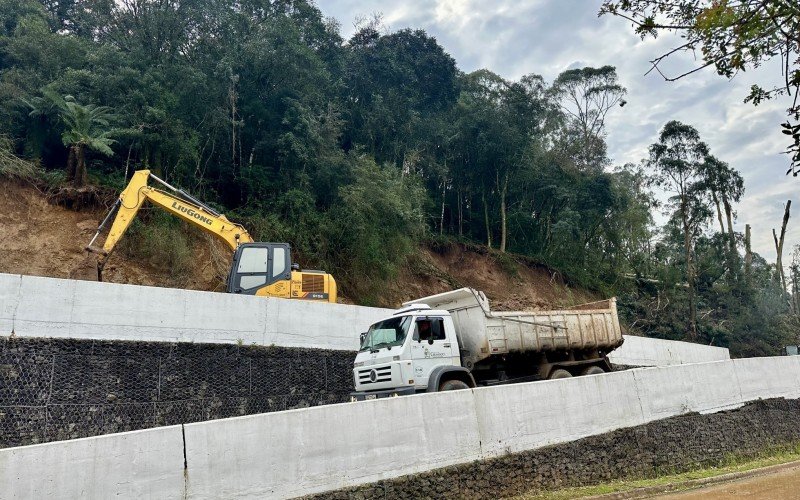 Obras começam a ser executadas no bairro Três Pinheiros