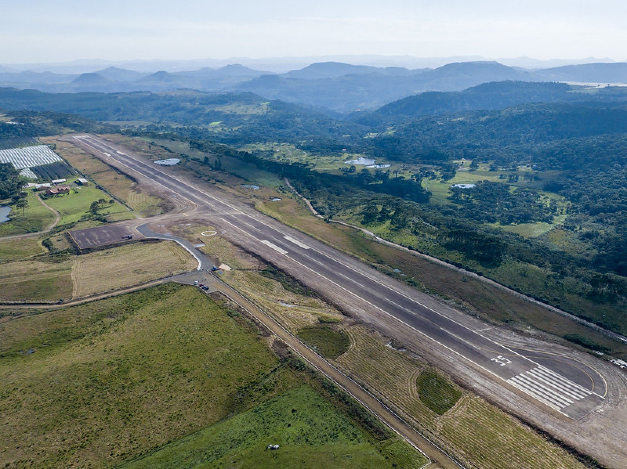 Mais dois aeroportos de Santa Catarina recebem autorização para operar