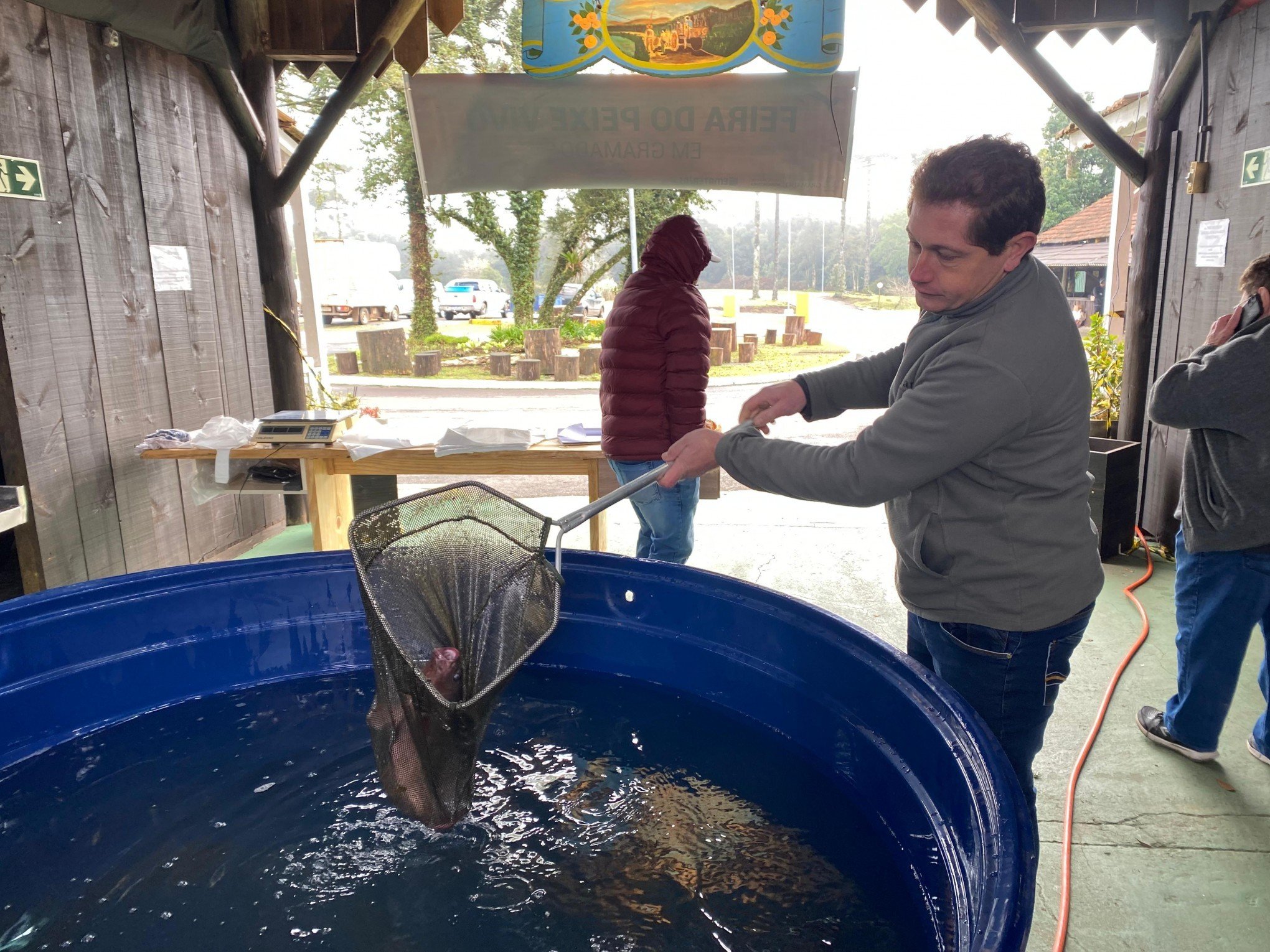 Feriadão em Gramado será com nova edição da Feira do Peixe Vivo; saiba quando e onde