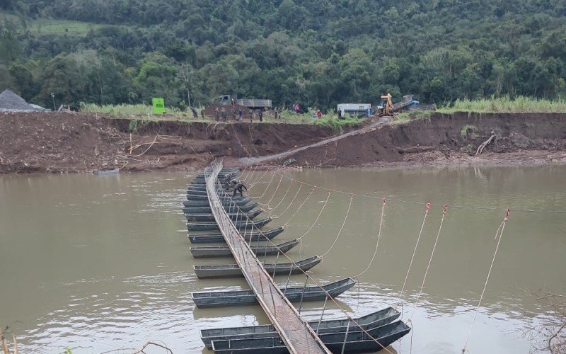 Ponte provisória
