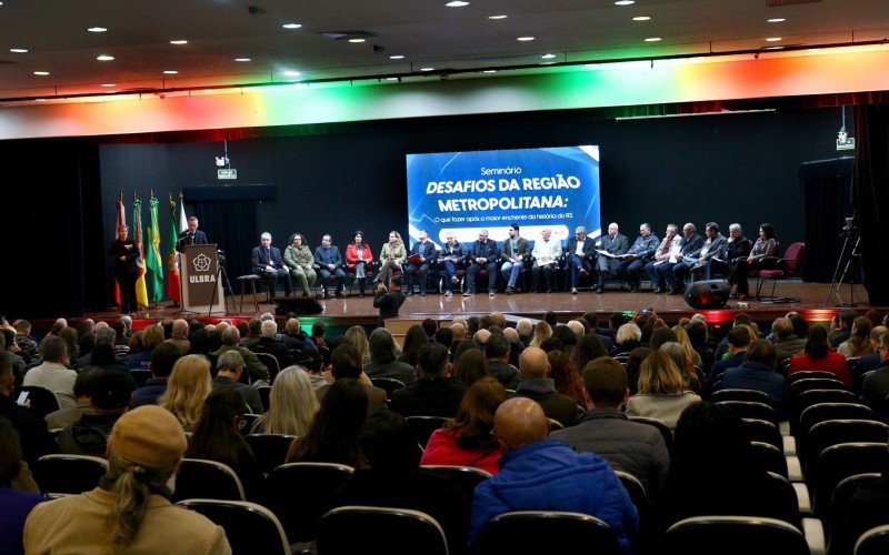 Seminário reuniu cerca de 500 pessoas na tarde desta segunda-feira na Ulbra, em Canoas | abc+