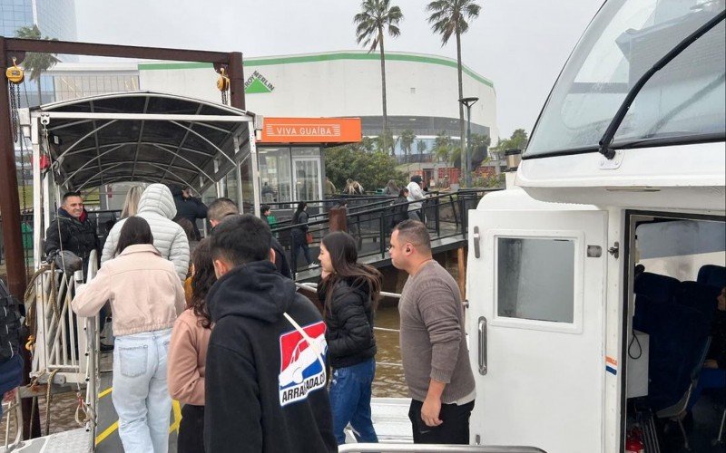 Catamarã retoma viagens entre Porto Alegre e Guaíba; confira o valor promocional