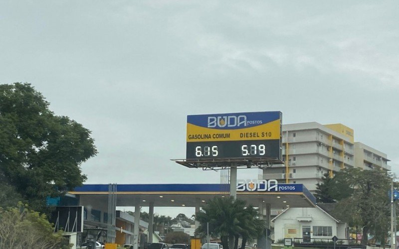 Posto de gasolina em NH 