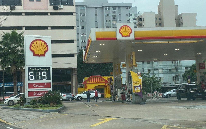 Posto de gasolina em NH 