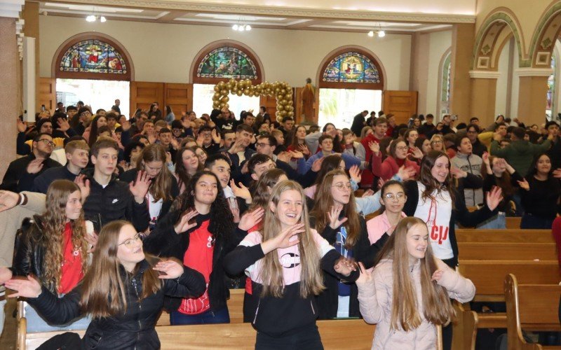 Encontro reuniu em torno de 400 jovens para comemorar os 50 anos do CLJ