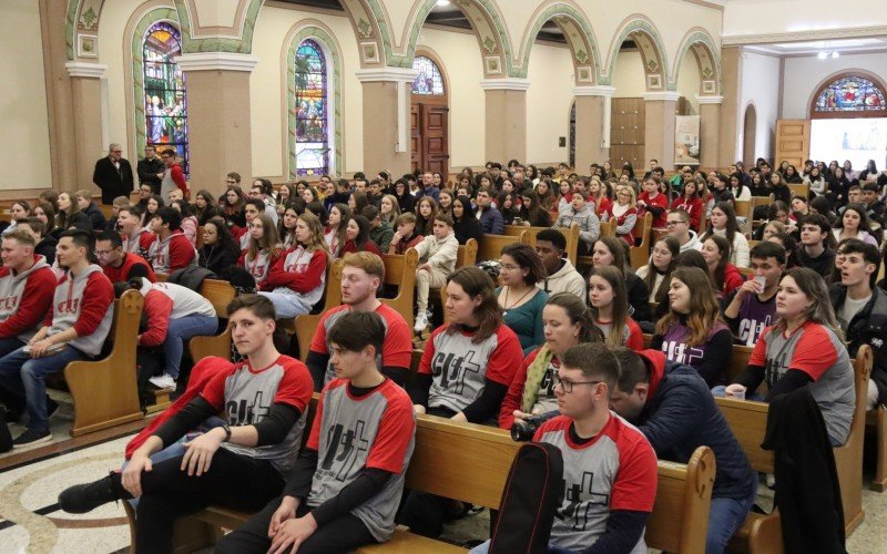 Encontro reuniu em torno de 400 jovens para comemorar os 50 anos do CLJ