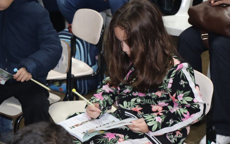 Com os livros em mãos, a festa estava completa