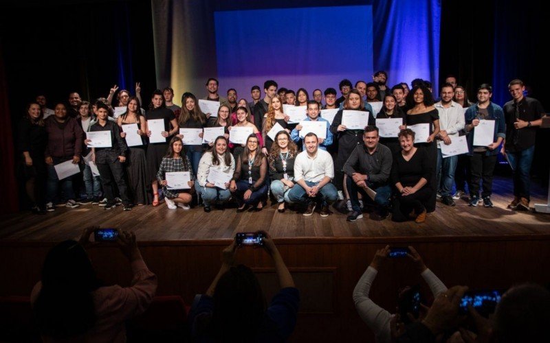 Formatura de um dos ciclos do Programa 3 Mil Talentos TI