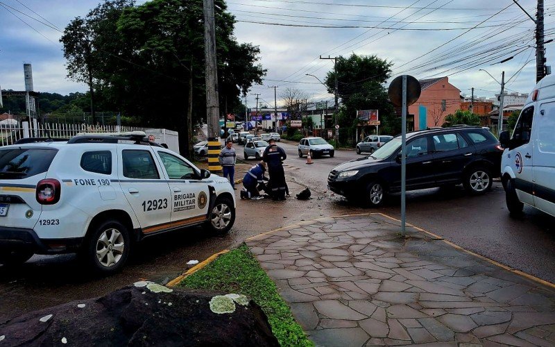 Colisão entre carro e moto foi registrada nesta manhã na Rua Guia Lopes | abc+