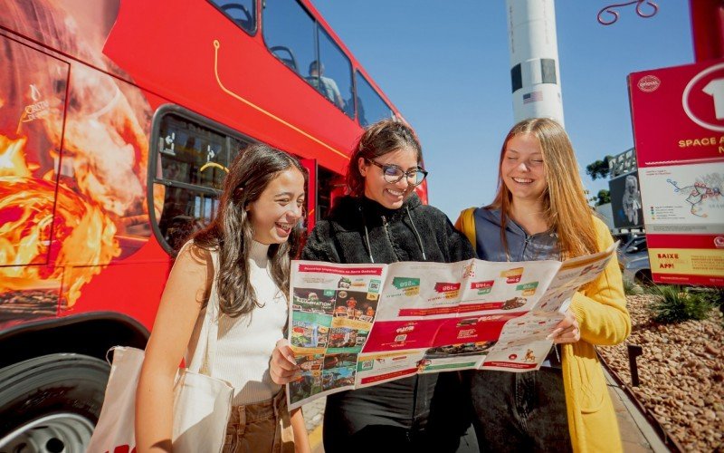 Bustour apresenta Clube de Vantagens onde passageiros tem desconto e concorrem a prêmios