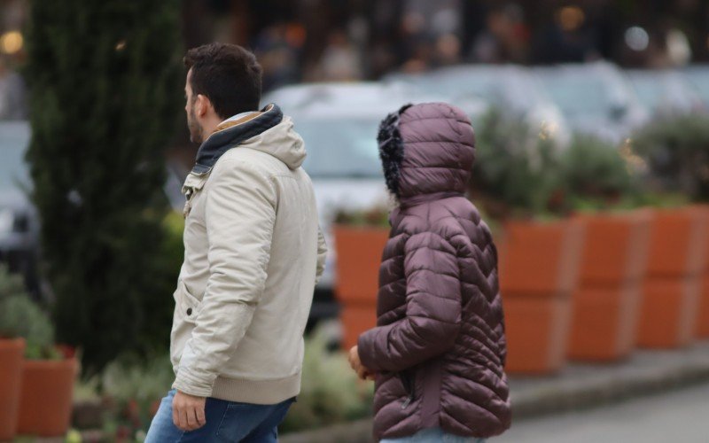 PREVISÃO DO TEMPO: Novos episódios de frio? Confira como será o restante do inverno no Rio Grande do Sul | abc+