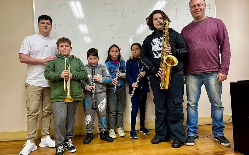 Projeto desenvolvido no contraturno escolar beneficia cerca de 180 alunos da rede municipal de São Leopoldo