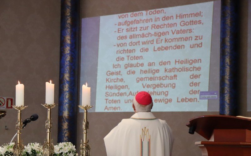 Recentemente, Dom Zeno celebrou missa em alemão em Estância Velha | abc+