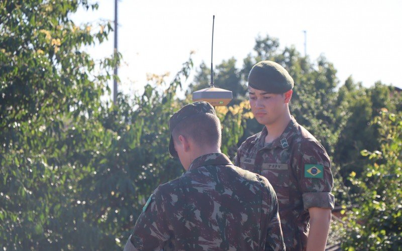 Levantamento topográfico do Exército no dique de Novo Hamburgo