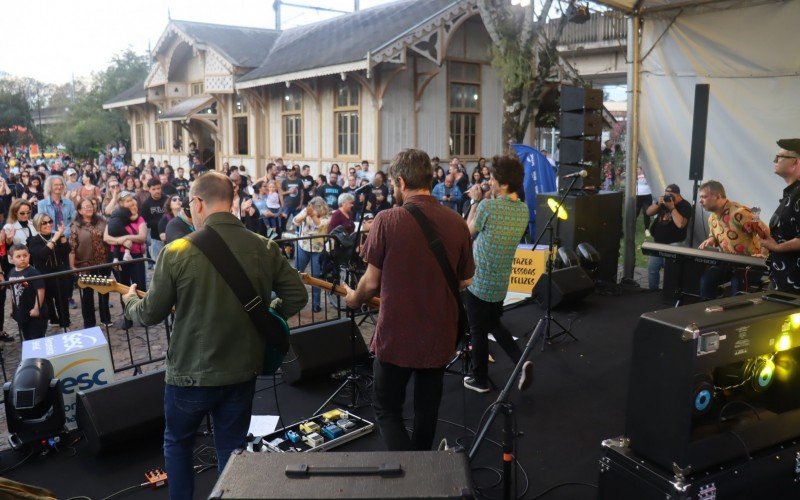 Stoneanos foi uma das bandas que participou do evento