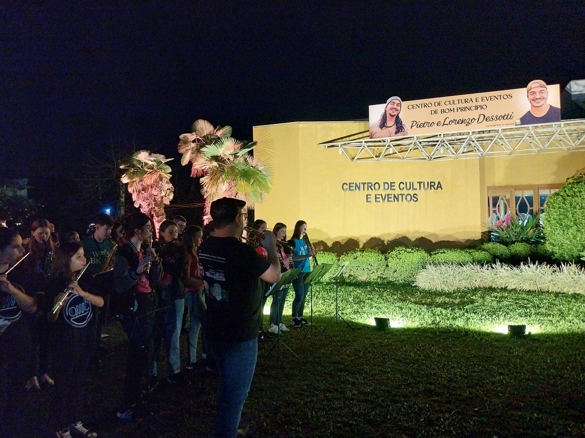 Centro de Cultura e Eventos Pietro e Lorenzo Dessotti homenageia músicos e professores da cidade de Bom Princípio