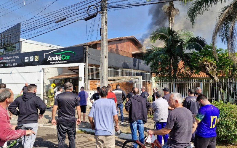 Incêndio na Rua Coreia em NH 