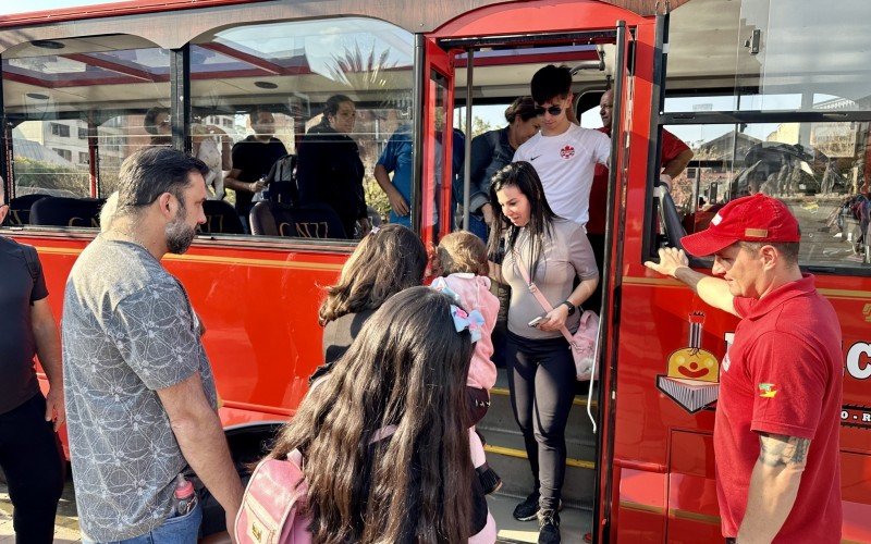 Josué Cardoso trabalha há 20 anos como motorista de ônibus turístico em Gramado