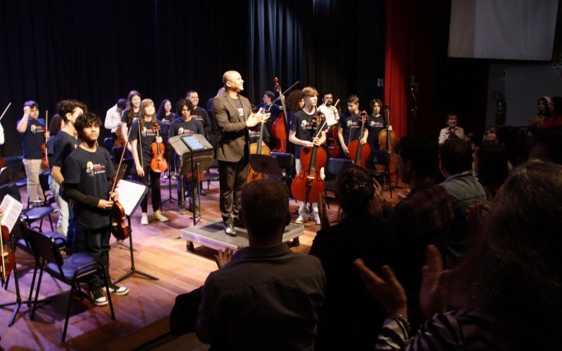 Núcleo de Orquestra Jovem de Novo Hamburgo abriu as apresentações do FeMusik na noite deste sábado | abc+