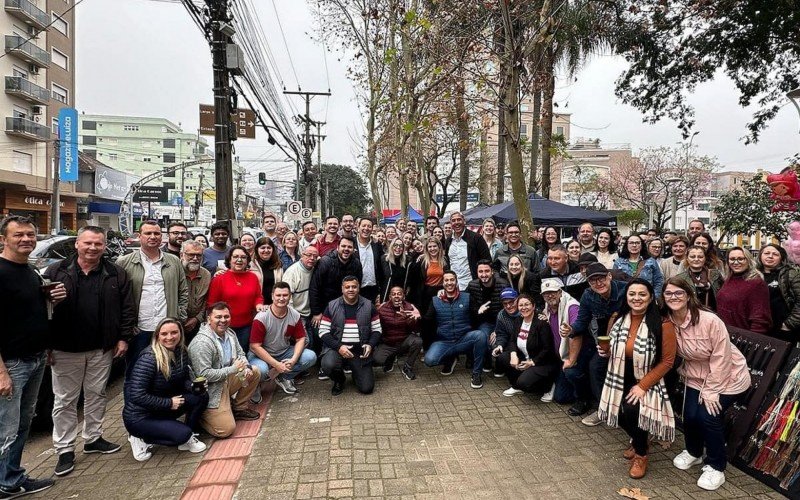 Decisão foi anunciada neste sábado (27) na Praça João Blos, local tradicional de debates políticos na cidade | abc+