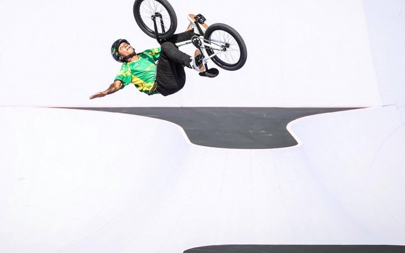 Gustavo Bala Loka disputará a final do BMX nesta quarta | abc+