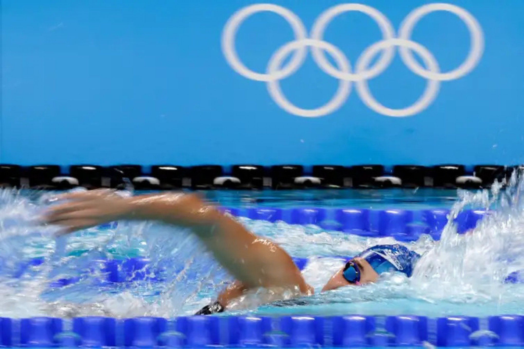 Beatriz Dizotti garante vaga em final inédita para a natação brasileira; confira