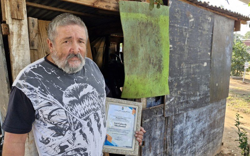 Geraldão exibe prêmio recebido por sua dedicação à cidade | abc+