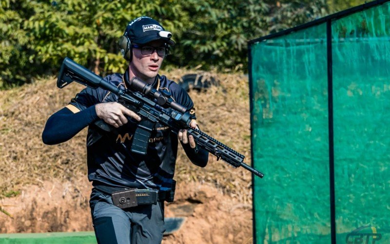 Lucas Roth de Oliveira já está na Finlândia, onde disputará o Mundial de Rifle | abc+