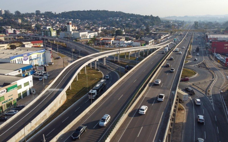 Obra no Complexo Scharlau já reflete positivamente no trânsito do Vale do Sinos | abc+