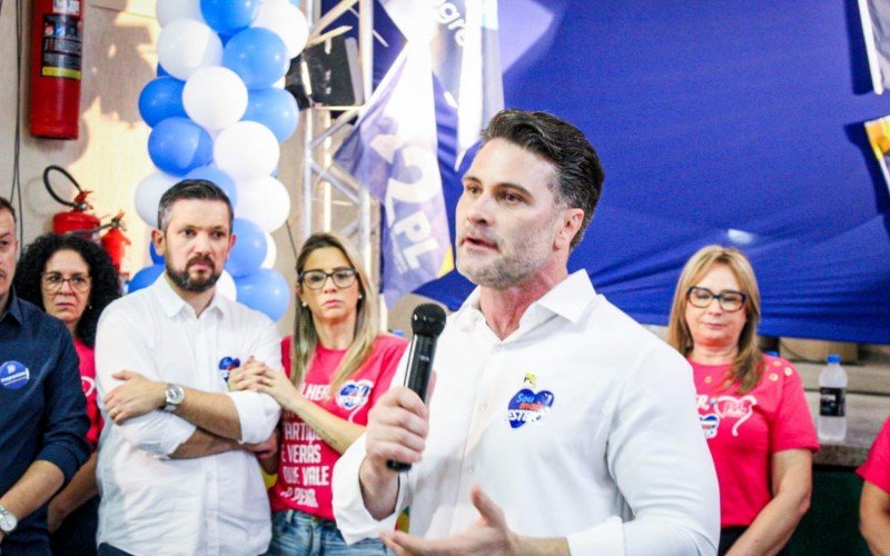 Convenção do PL confirma Felipe Costella como candidato a prefeito