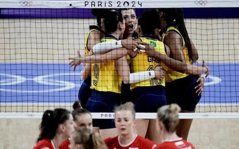 Seleção feminina de vôlei venceu a Polônia neste domingo em Paris | abc+