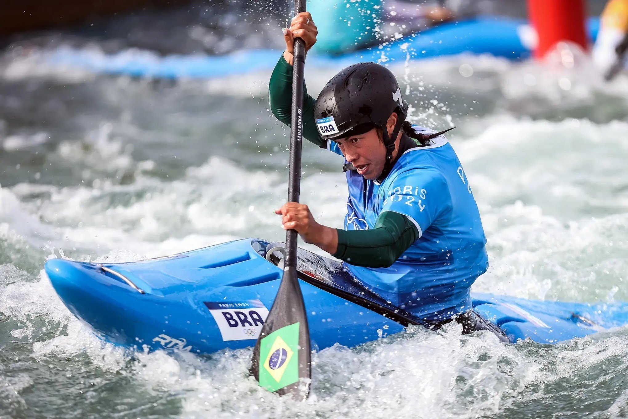 Ana Sátila encerra participação em Paris com 8º lugar no caiaque cross