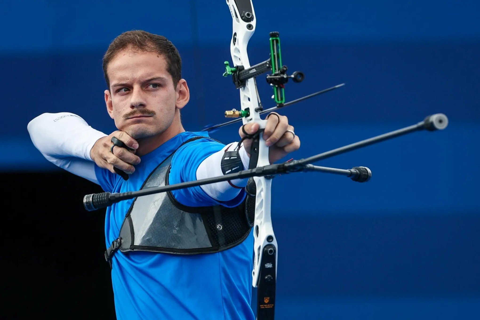 Marcus D'Almeida cai nas oitavas do tiro com arco e se despede de Paris sem medalha