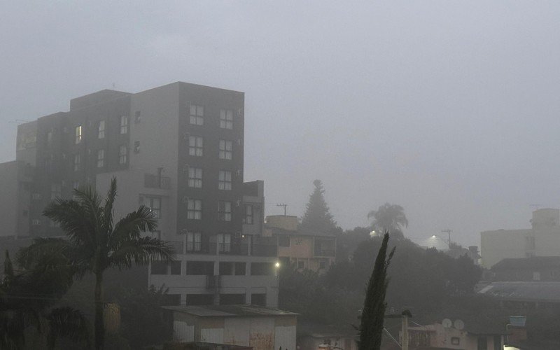 PREVISÃO DO TEMPO: Neblina e tempo instável marcam a segunda-feira; saiba como será a semana | abc+