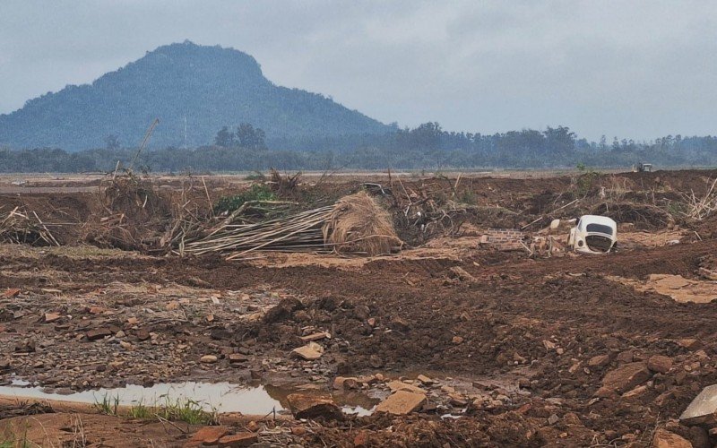 Região foi destruída pela enchente