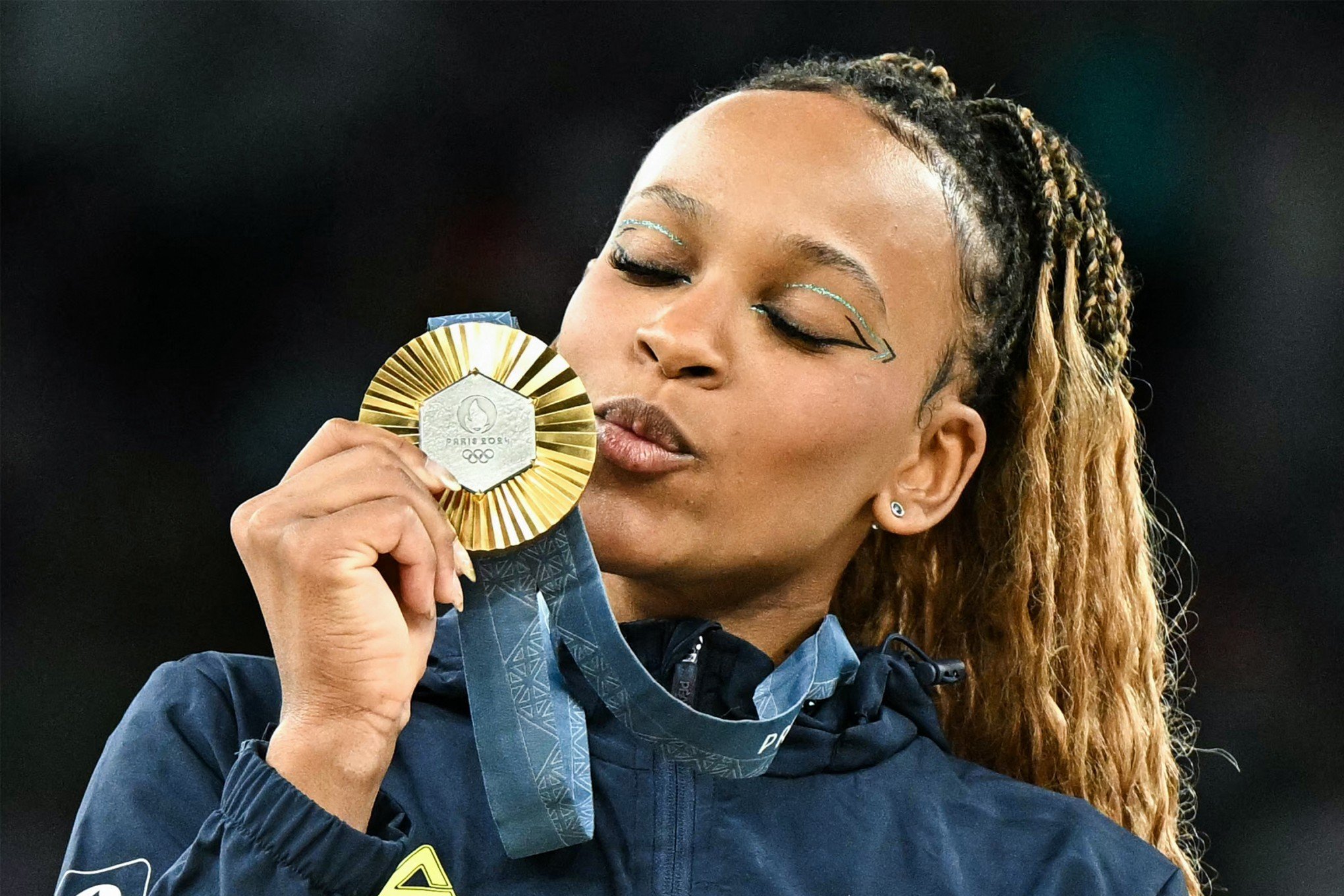 Saiba quanto dinheiro Rebeca Andrade fatura com medalhas nas Olimpíadas