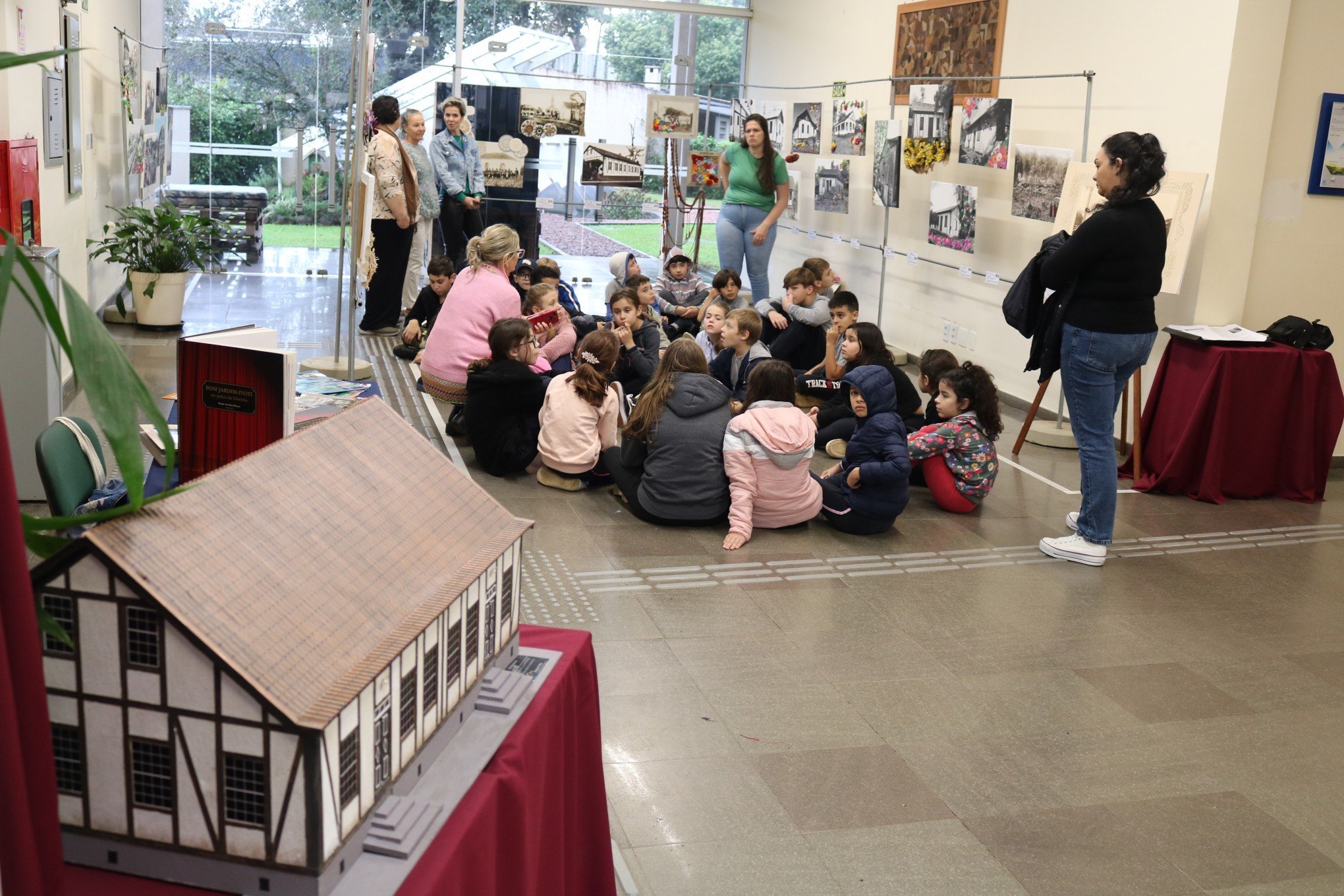 Últimos dias para conferir a exposição de fototelas em Ivoti