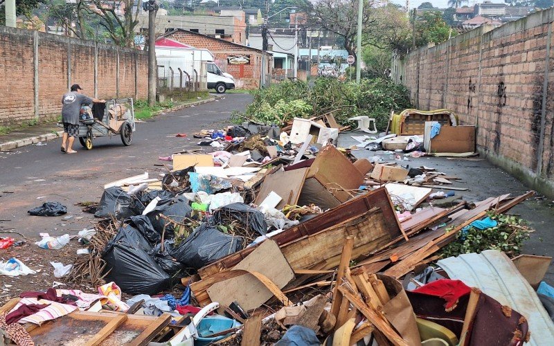 Essa era a situação da Rua Juarez na última segunda-feira (5)