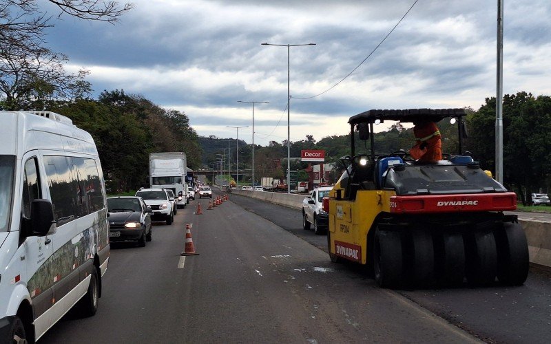 BR-116: Trânsito está em meia pista para obras da terceira faixa em trecho de Estância Velha | abc+