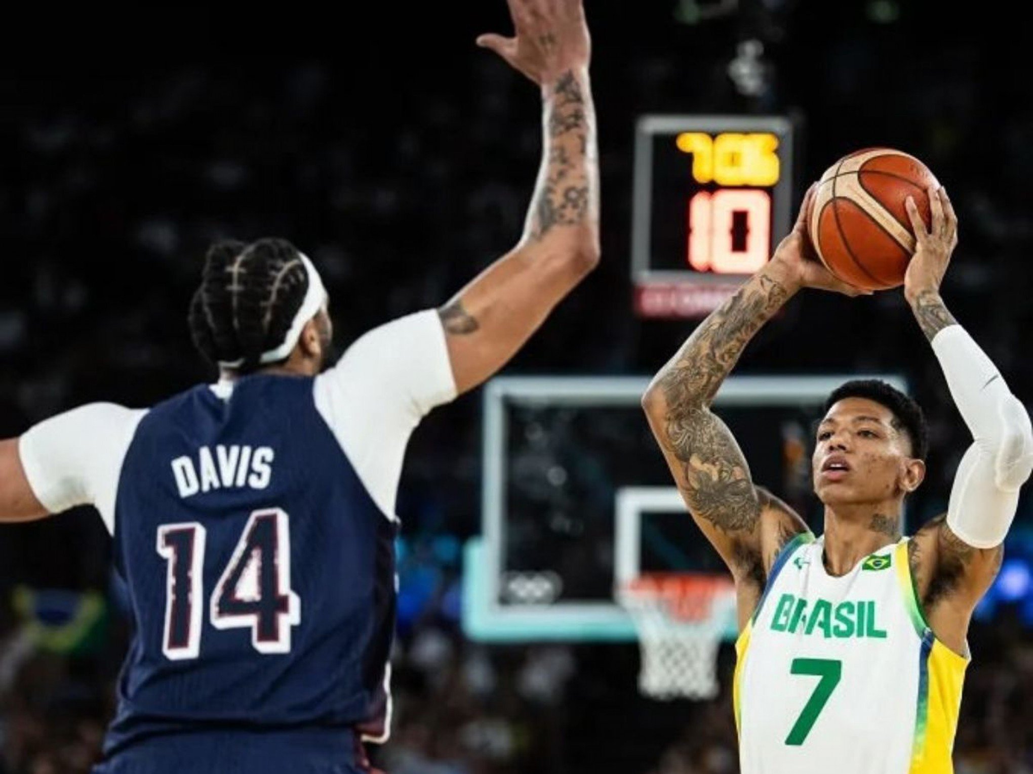 Brasil é derrotado pelo "Dream Team" dos EUA no basquete e dá adeus a Paris