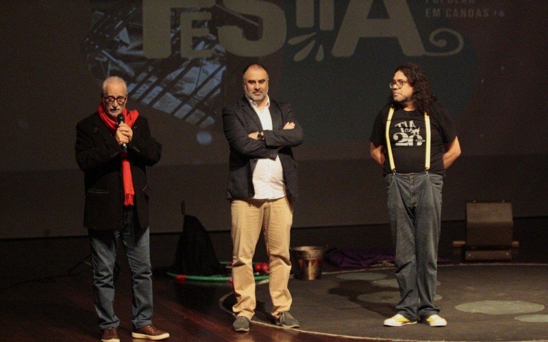 Cerim&ocirc;nia de abertura ocorreu no Teatro do Sesc Canoas