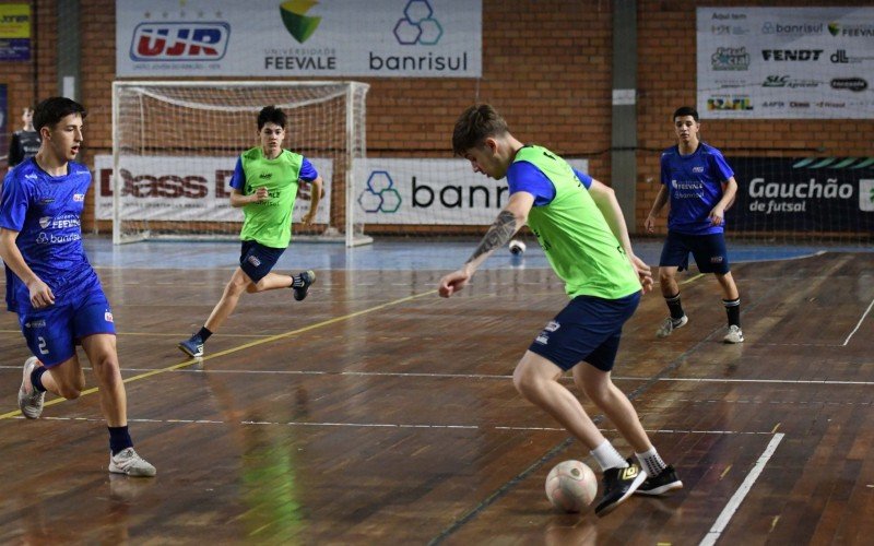 Equipe sub-17 da UJR/Feevale/Banrisul se prepara para grande desafio | abc+