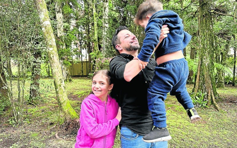 Igor participa do projeto Família Acolhedora em Gramado