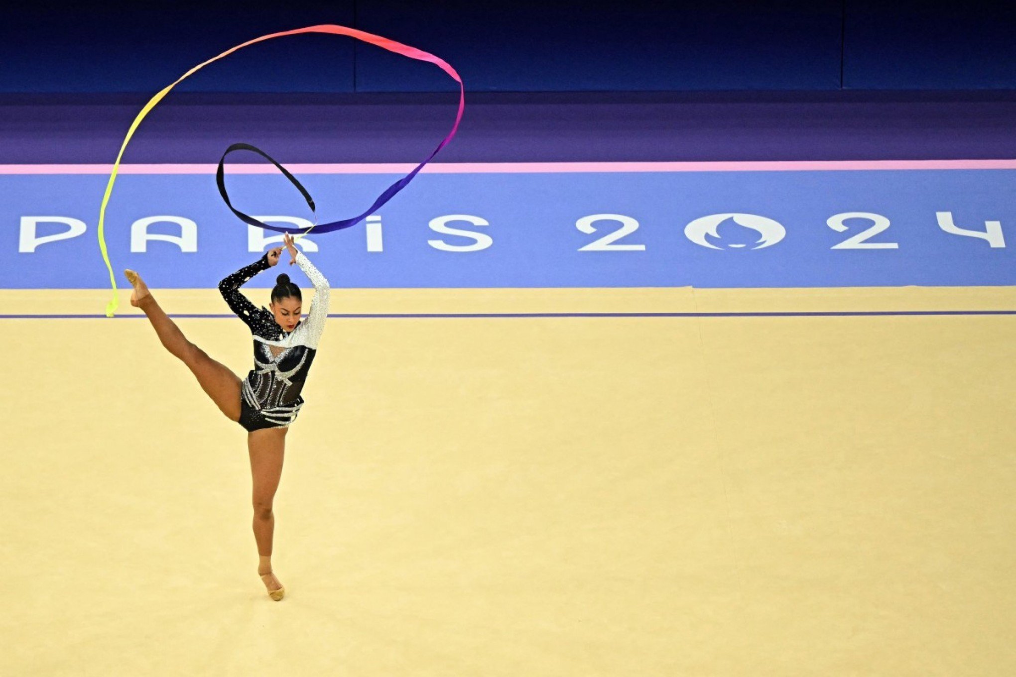 Bárbara Domingos avança à final individual da ginástica rítmica em Paris