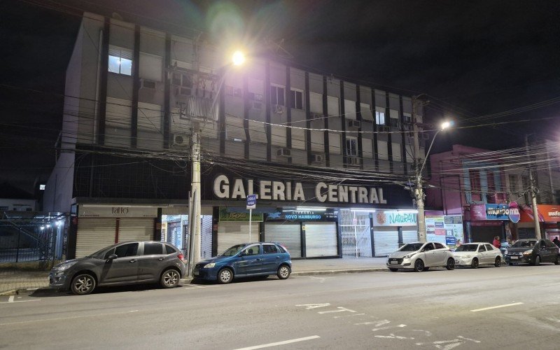 Crime aconteceu em apartamento do terceiro andar da Galeria Central, na Rua Joaquim Nabuco | abc+