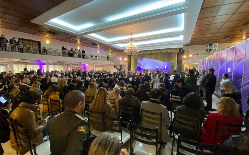 Abertura do Festival de Cinema de Gramado na Sociedade Recreio Gramadense