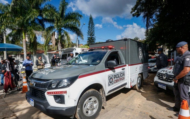 Polícia Científica estava no local do acidente, em Vinhedo, na manhã deste domingo (11) | abc+