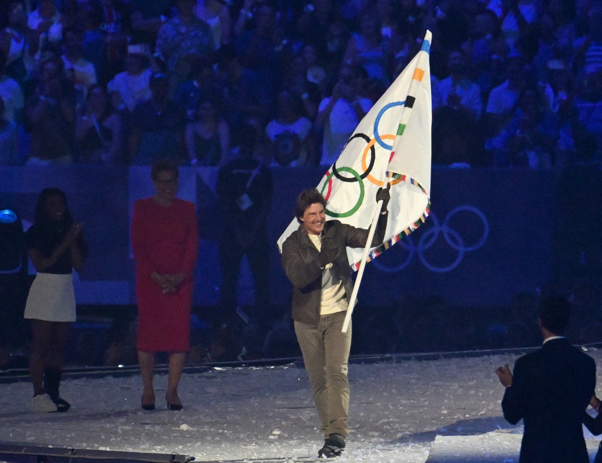 Jogos Olímpicos de Paris se despede desfile das delegações e participação de Tom Cruise em homenagem a Los Angeles 2028