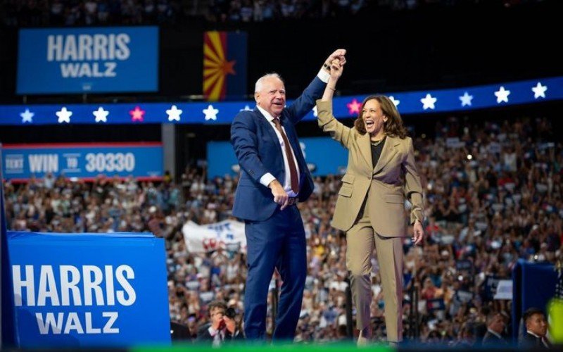 Kamala Harris e Tim Walz | abc+