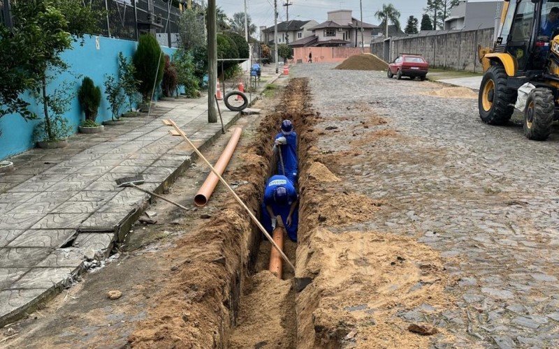 Serviços começaram em julho na Rua Padre Ambrosio Schupp